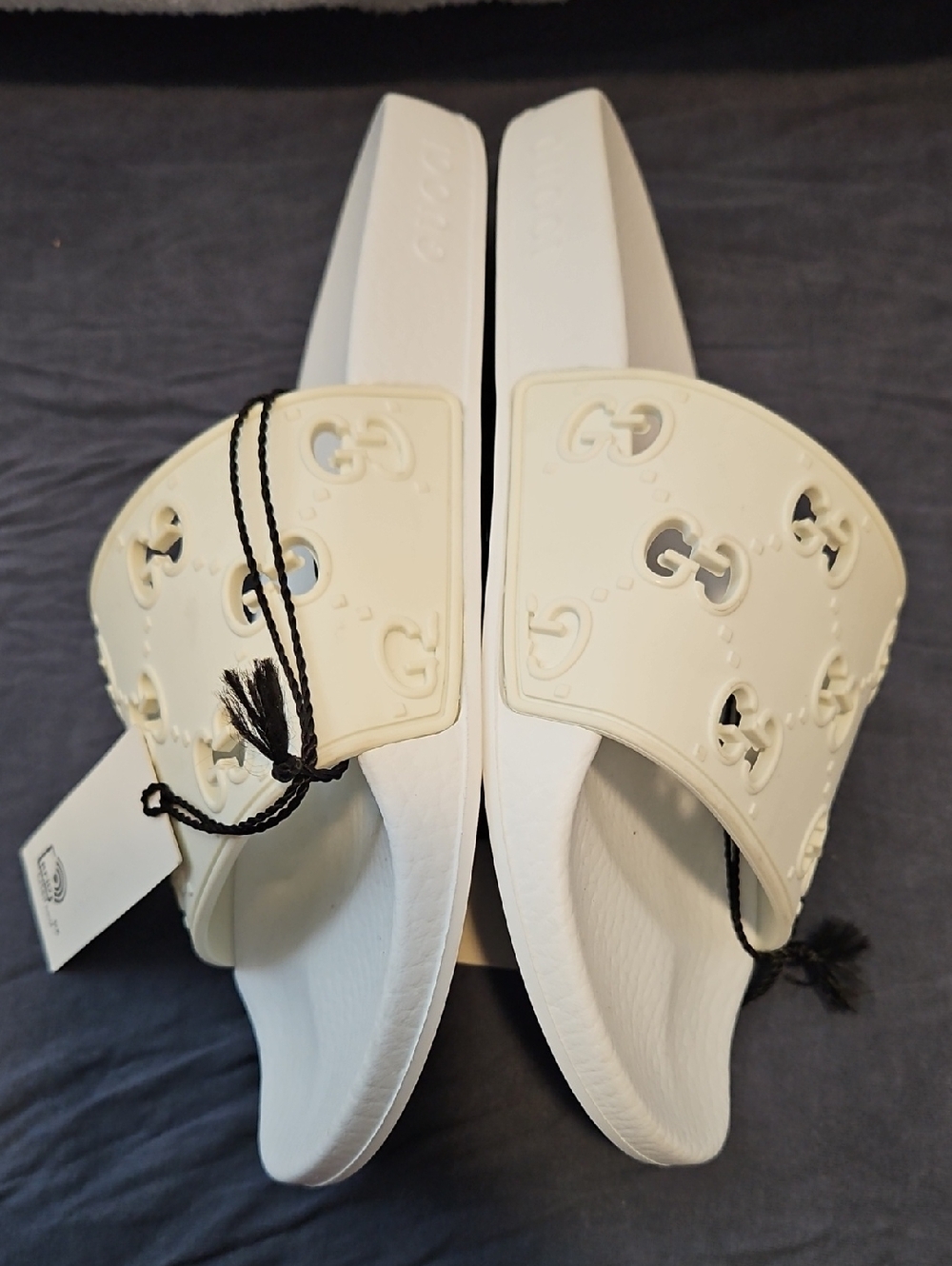 Gucci White Interlocking G Cutout Slide Sandals Sz 7 New - Picture 3 of 10